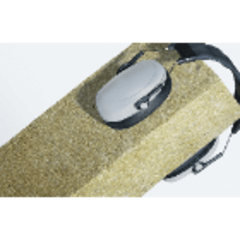 PAROC Stenuld med høreværn på