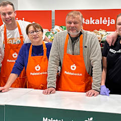 OC Paroc darbuotojai „Maisto banke“