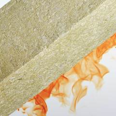 En stenuldsplade med flammer indikerer, at stenuld er en ubrændbar isolering.