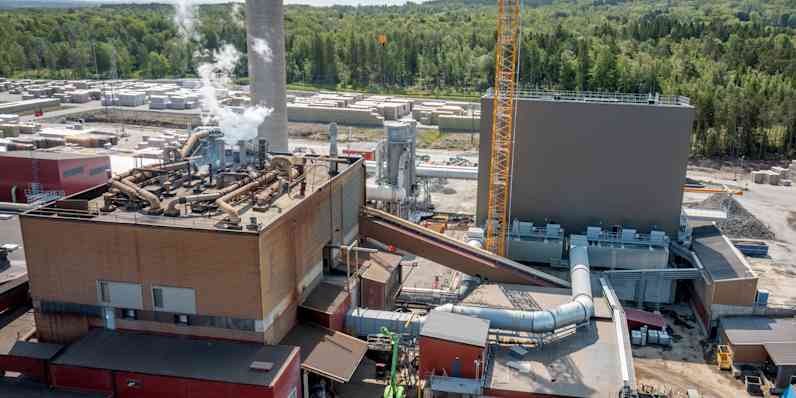 Et dronebillede af renoveringen i Hällekis.