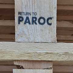 en pall stämplad med return to paroc