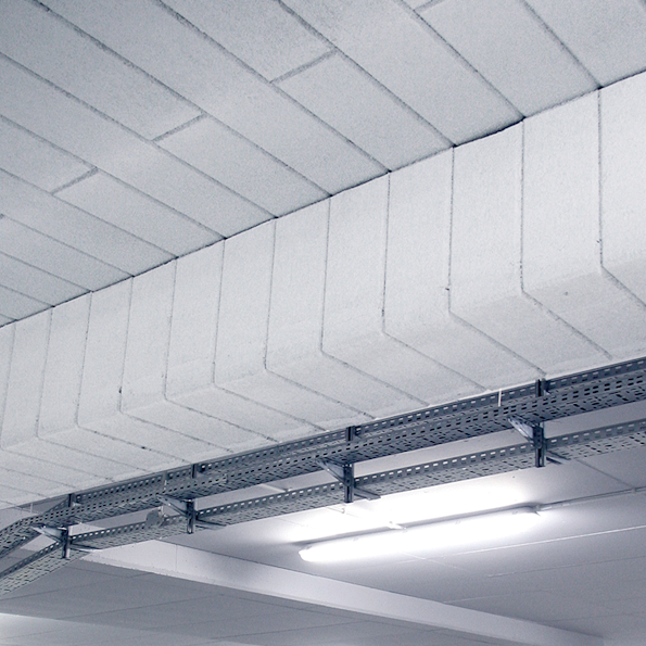 Autohallien ja kellarikerrosten katon eristäminen