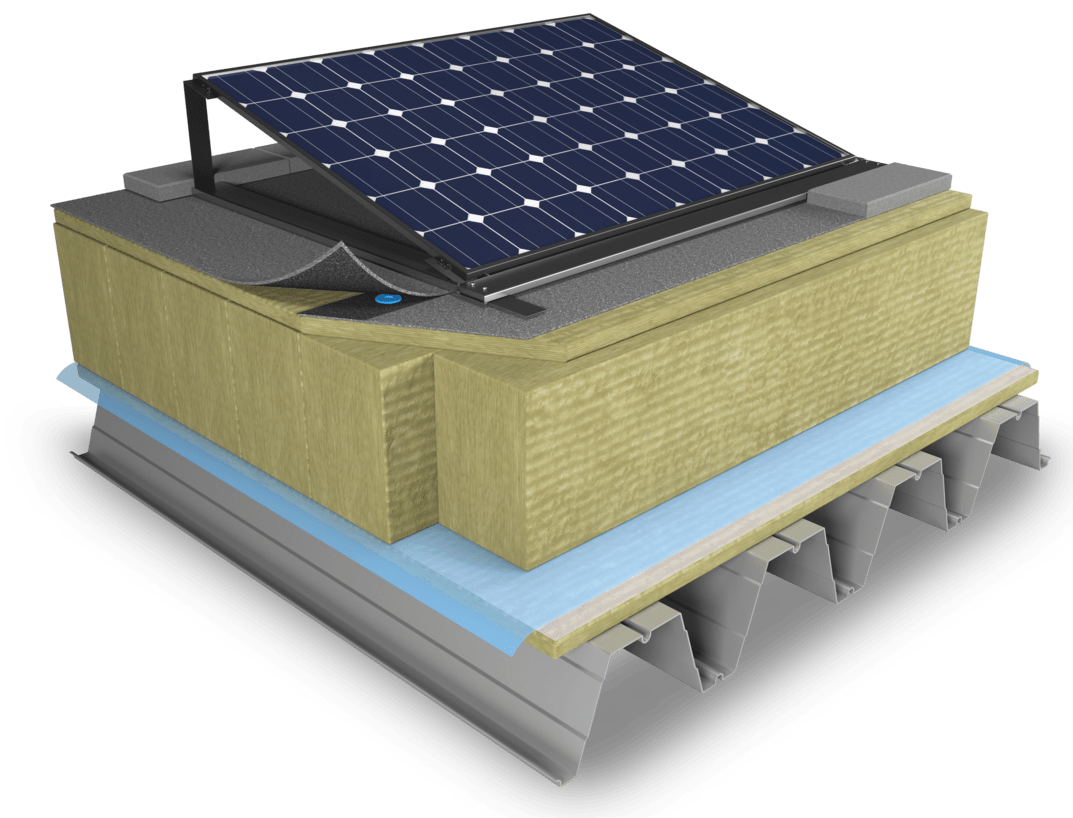 Lösning för platt tak med solpaneler och PAROC Lamella-isolering