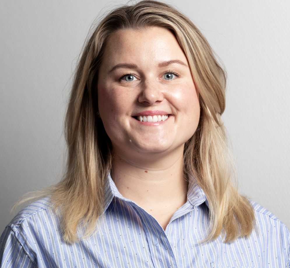 Porträtt av Emma Linder, regionsansvarig säljare på Paroc Byggisolering.