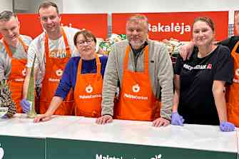 OC Paroc darbuotojai „Maisto banke“