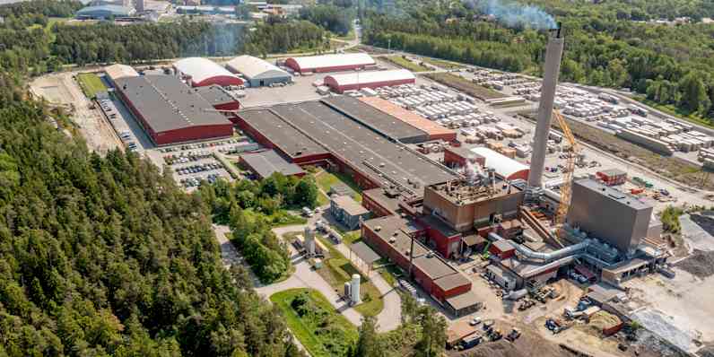 En oversigt over anlægget i Hällekis, hvor man kan se den elektriske ovn.