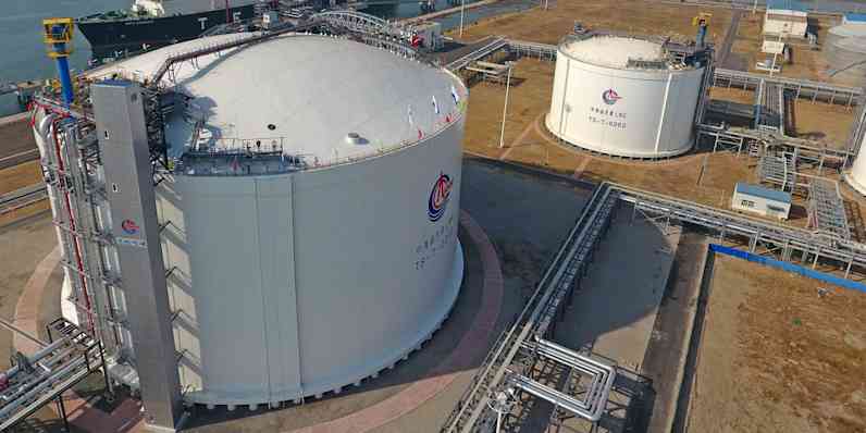 LNG Pool Fire Suppression & Cryogenic Liquid Spill Protection