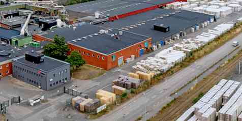 Parocs fabrik i Hässleholm, drönarfoto