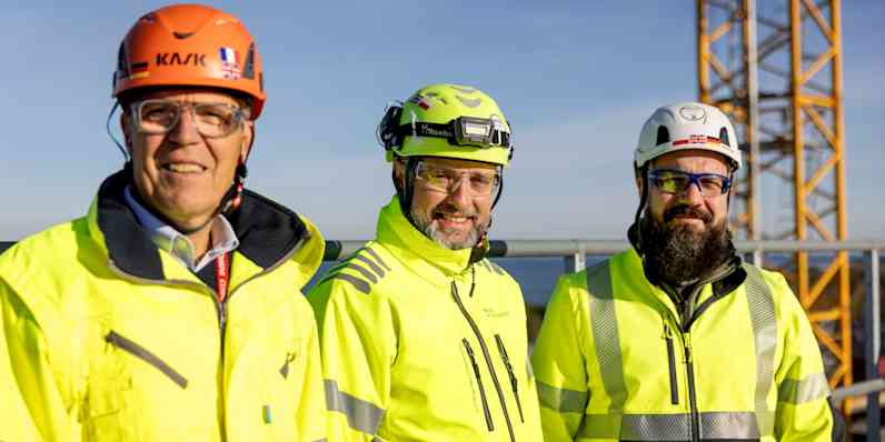 Omvandlingen av Hällekis samarbete Paroc and PEAB