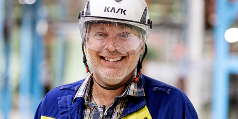 Christian Andersson är ansvarig för underhållsarbetet på fabriken.