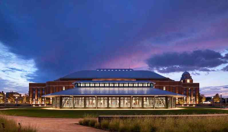 Dickies Arena at night