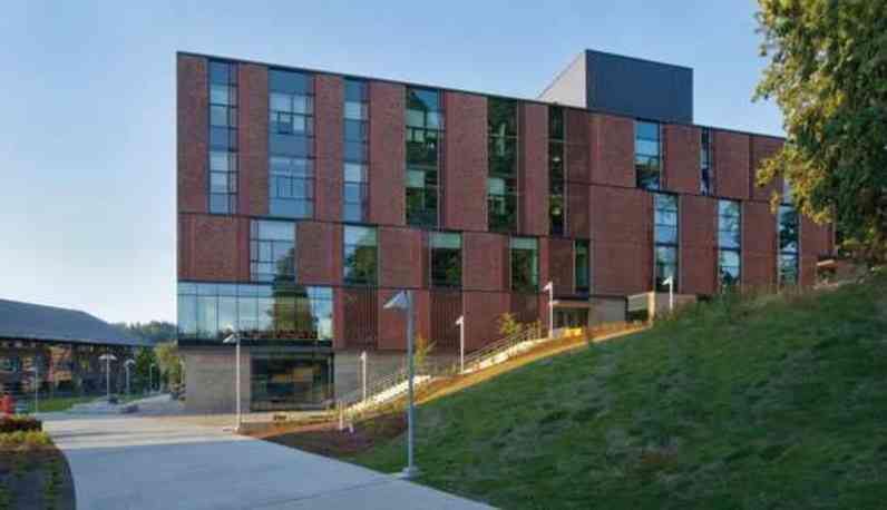 University of Washington Bothell, Discovery Center