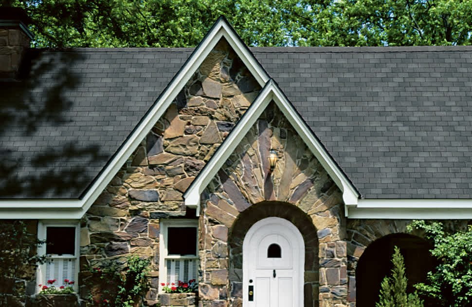 House with Supreme® 3-Tab Roofing Shingles in Estate Gray