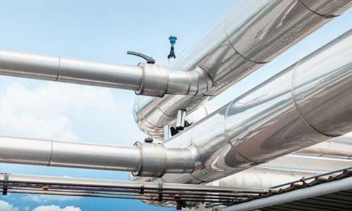 Metal jacketed pipes