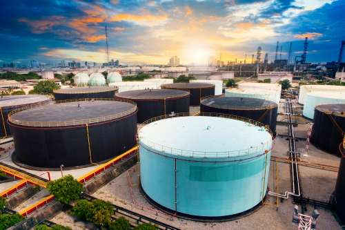 Multiple storage tanks