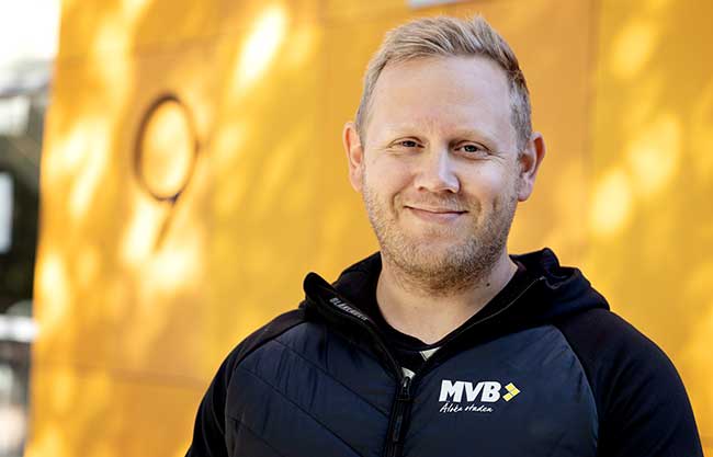 Fredrik Andersson är platschef hos byggentreprenören MVB.