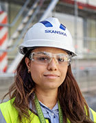 Porträtt av Saja Al-Mukdadi, Skanska