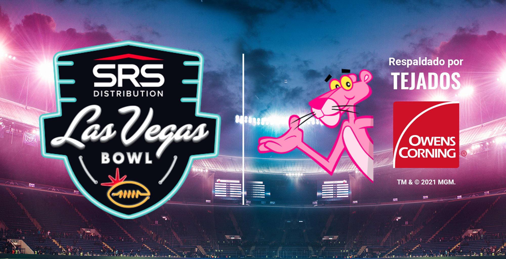 Foto del estadio de fútbol con el logotipo de SRS Distribution Las Vegas Bowl a la izquierda y el logotipo de Owens Corning Roofing con la Pantera Rosa presentadora a la derecha.