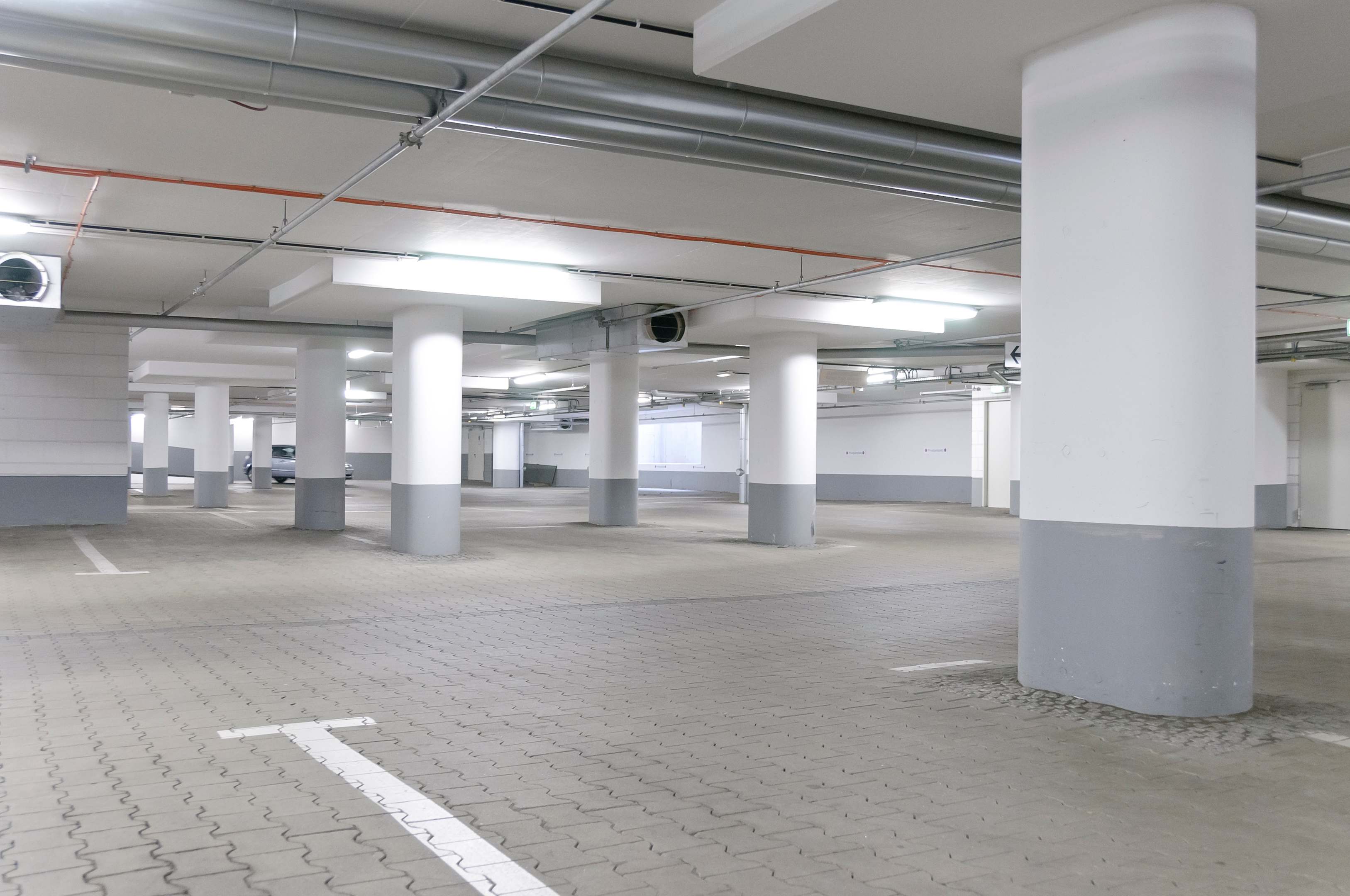 izolacja stropu na parkingu