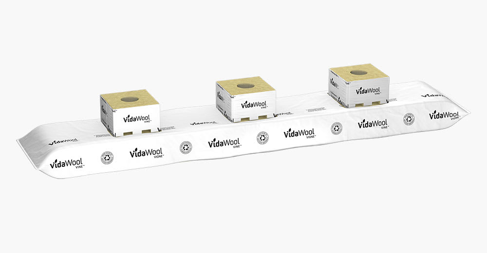 Packages with Vidawool Vine